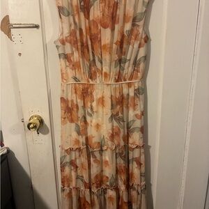 Elegant Floral Midi Dress